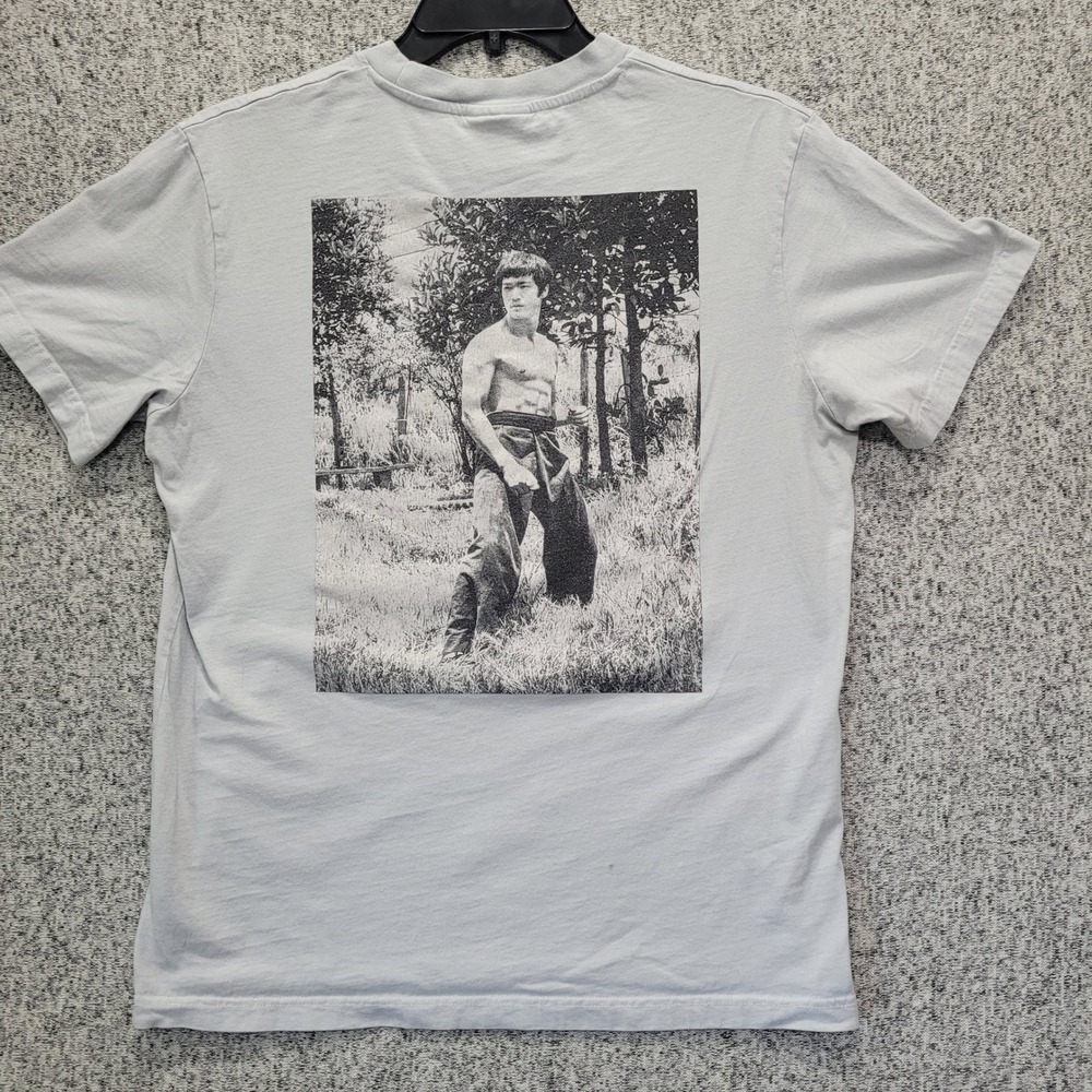 Bruce Lee Shoe Palace‎ Graphic T Shirt Mens Medium Embroidered Logo Gray/Blue